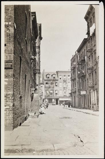 Minetta Lane, the center of Little Africa. 1900, Museum of the City of New York. 