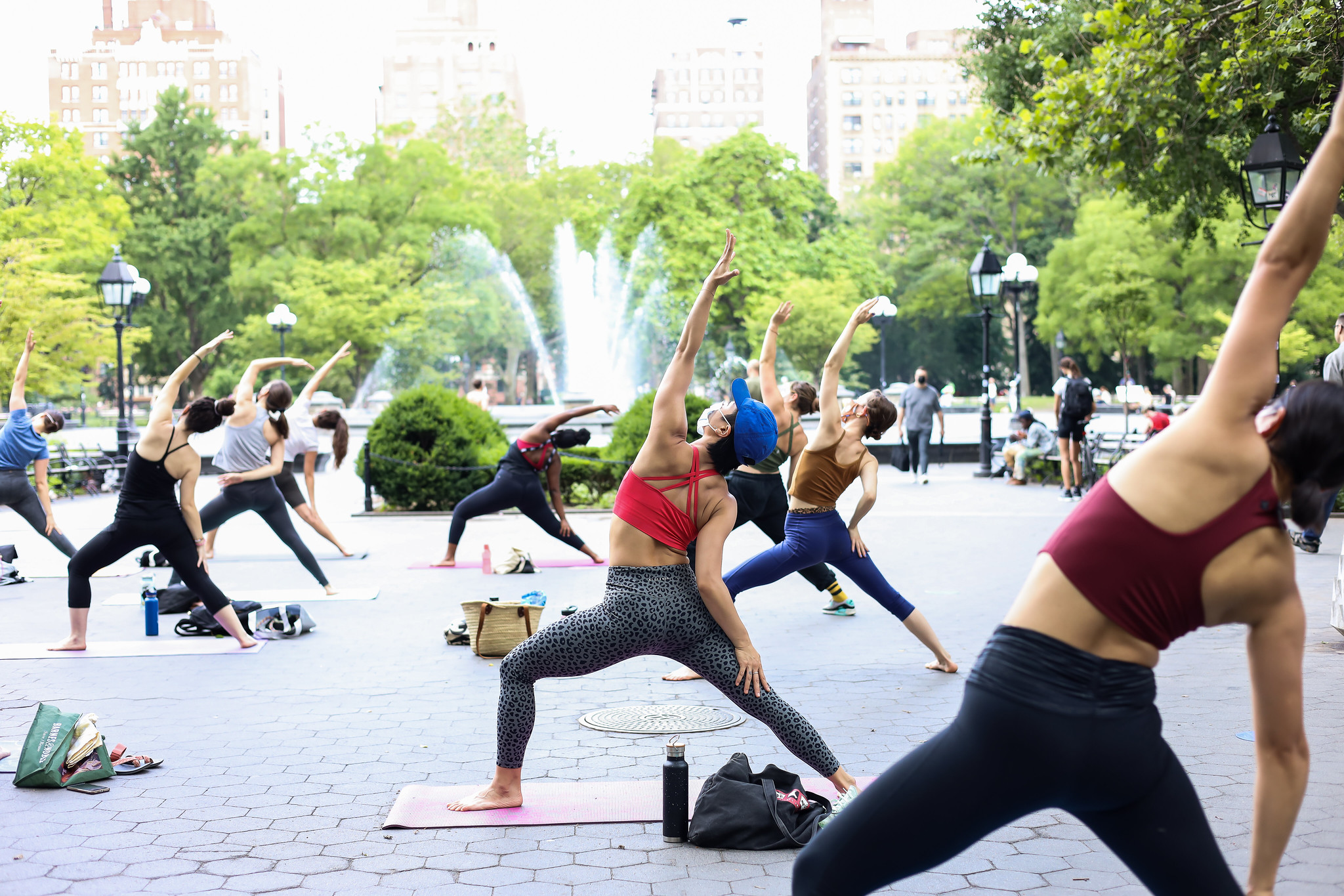 yoga in garibaldi plaza